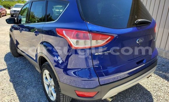 Acheter Occasion Voiture Ford Escape Bleu à Ouagadougou, Burkina-Faso Acheter Occasion Voiture Ford Escape Bleu à Ouagadougou, Burkina-Faso