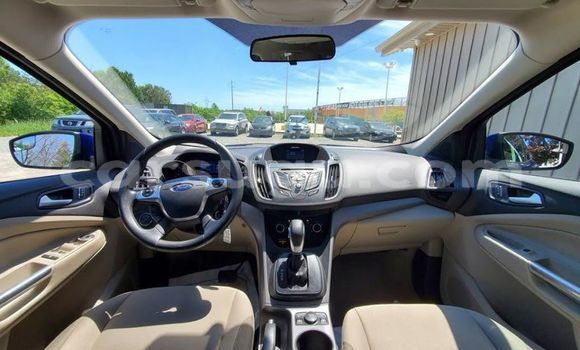 Acheter Occasion Voiture Ford Escape Bleu à Ouagadougou, Burkina-Faso Acheter Occasion Voiture Ford Escape Bleu à Ouagadougou, Burkina-Faso