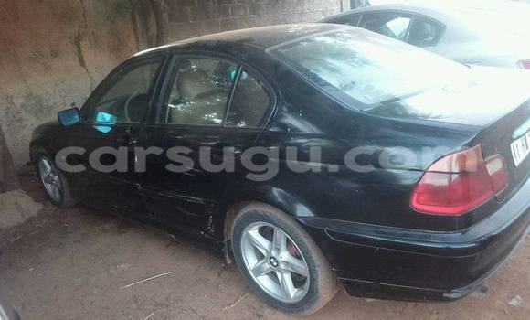 Acheter Occasion Voiture BMW 3-Series Noir à Ouagadougou au Burkina-Faso Acheter Occasion Voiture BMW 3-Series Noir à Ouagadougou au Burkina-Faso
