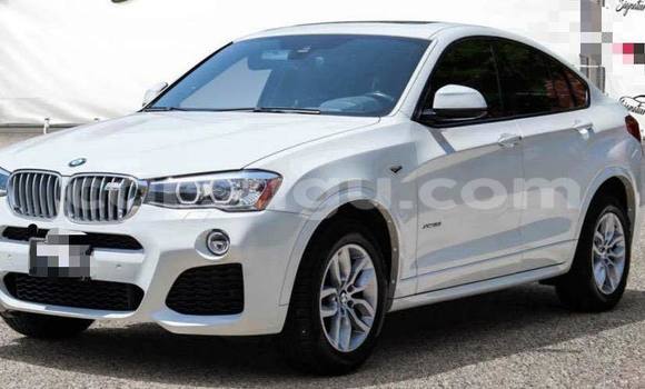 Acheter Occasion Voiture BMW X4 Blanc à Ouagadougou, Burkina-Faso Acheter Occasion Voiture BMW X4 Blanc à Ouagadougou, Burkina-Faso