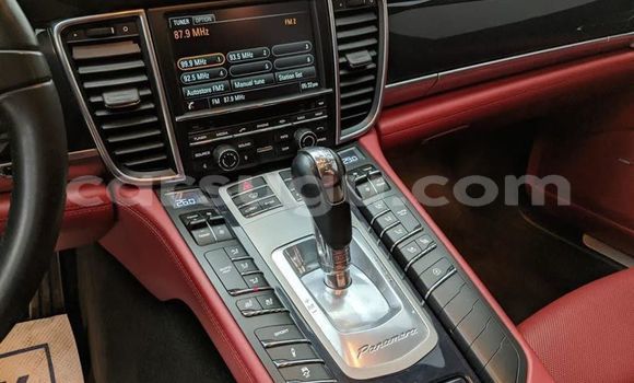 Acheter Occasion Voiture Porsche Panamera Noir à Ouagadougou, Burkina-Faso Acheter Occasion Voiture Porsche Panamera Noir à Ouagadougou, Burkina-Faso