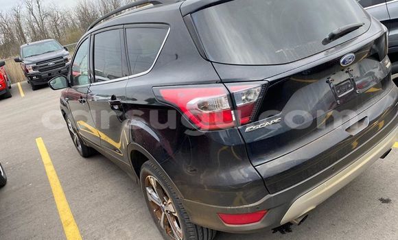 Acheter Occasion Voiture Ford Escape Noir à Ouagadougou, Burkina-Faso Acheter Occasion Voiture Ford Escape Noir à Ouagadougou, Burkina-Faso