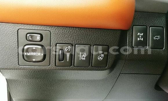 Acheter Occasion Voiture Toyota RAV4 Blanc à Ouagadougou, Burkina-Faso Acheter Occasion Voiture Toyota RAV4 Blanc à Ouagadougou, Burkina-Faso