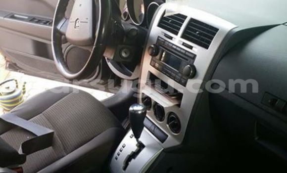 Acheter Neuf Voiture Dodge Caliber Noir à Ouagadougou, Burkina-Faso Acheter Neuf Voiture Dodge Caliber Noir à Ouagadougou, Burkina-Faso