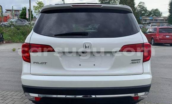 Acheter Occasion Voiture Honda Pilot Blanc à Ouagadougou, Burkina-Faso Acheter Occasion Voiture Honda Pilot Blanc à Ouagadougou, Burkina-Faso