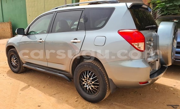 Sayi Na hannu Toyota RAV4 Other Mota in Ouagadougou a Burkina Faso Sayi Na hannu Toyota RAV4 Other Mota in Ouagadougou a Burkina Faso