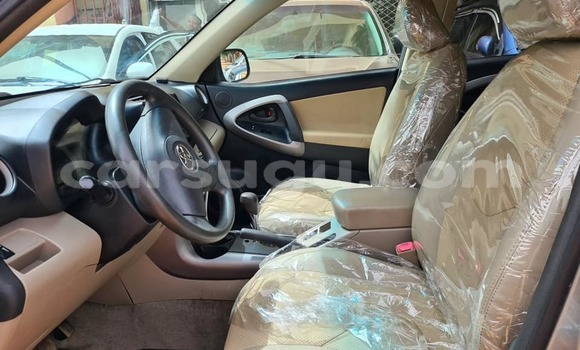 Sayi Na hannu Toyota RAV4 Other Mota in Ouagadougou a Burkina Faso Sayi Na hannu Toyota RAV4 Other Mota in Ouagadougou a Burkina Faso