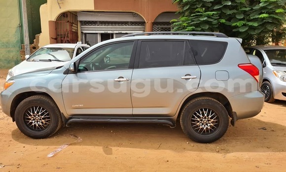 Sayi Na hannu Toyota RAV4 Other Mota in Ouagadougou a Burkina Faso Sayi Na hannu Toyota RAV4 Other Mota in Ouagadougou a Burkina Faso