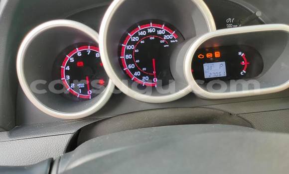 Acheter Occasion Voiture Toyota Matrix Blanc à Ouagadougou, Burkina-Faso Acheter Occasion Voiture Toyota Matrix Blanc à Ouagadougou, Burkina-Faso