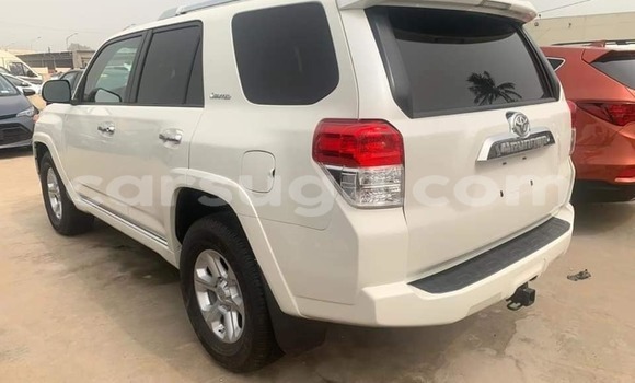 Acheter Occasion Voiture Toyota 4Runner Blanc à Ouagadougou, Burkina-Faso Acheter Occasion Voiture Toyota 4Runner Blanc à Ouagadougou, Burkina-Faso