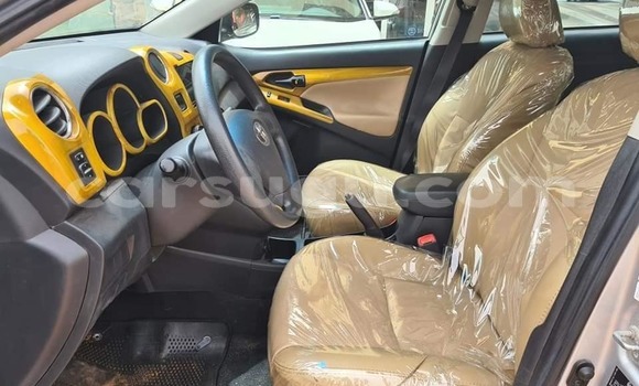 Acheter Occasion Voiture Toyota Matrix Gris à Ouagadougou, Burkina-Faso Acheter Occasion Voiture Toyota Matrix Gris à Ouagadougou, Burkina-Faso