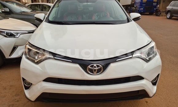 Acheter Occasion Voiture Toyota RAV4 Blanc à Ouagadougou, Burkina-Faso Acheter Occasion Voiture Toyota RAV4 Blanc à Ouagadougou, Burkina-Faso