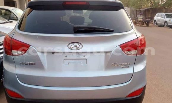 Sayi Na hannu Hyundai Tucson Azurfa Mota in Ouagadougou a Burkina Faso Sayi Na hannu Hyundai Tucson Azurfa Mota in Ouagadougou a Burkina Faso