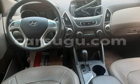 Acheter Occasion Voiture Hyundai Tucson Gris à Ouagadougou, Burkina-Faso Acheter Occasion Voiture Hyundai Tucson Gris à Ouagadougou, Burkina-Faso