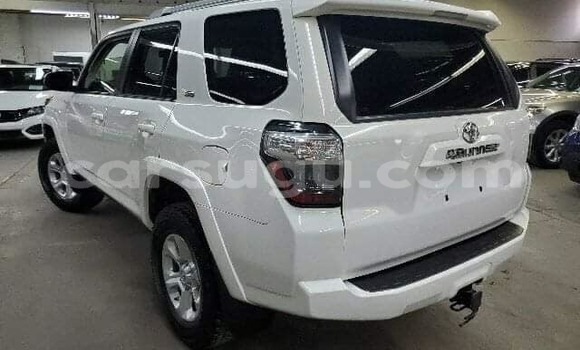 Acheter Occasion Voiture Toyota 4Runner Blanc à Ouagadougou, Burkina-Faso Acheter Occasion Voiture Toyota 4Runner Blanc à Ouagadougou, Burkina-Faso