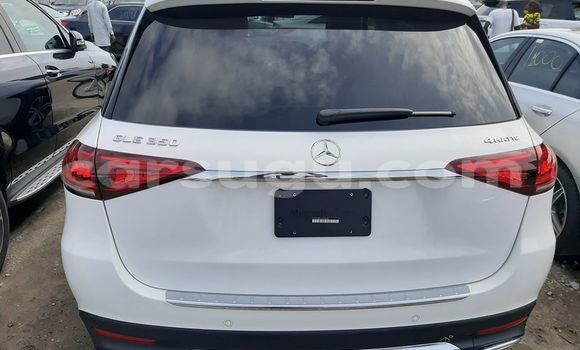 Acheter Occasion Voiture Mercedes-Benz GLE Blanc à Ouagadougou, Burkina-Faso Acheter Occasion Voiture Mercedes-Benz GLE Blanc à Ouagadougou, Burkina-Faso
