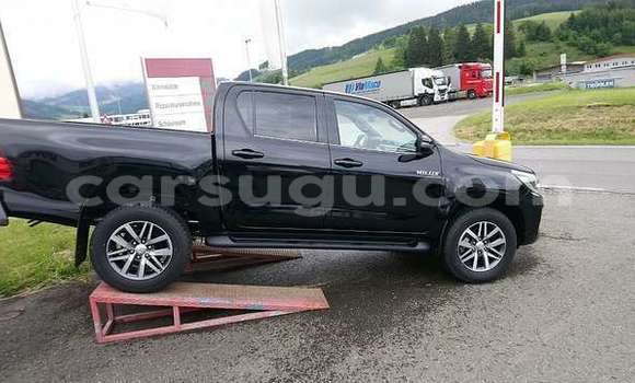 Acheter Occasion Voiture Toyota Hilux Noir à Ouagadougou, Burkina-Faso Acheter Occasion Voiture Toyota Hilux Noir à Ouagadougou, Burkina-Faso