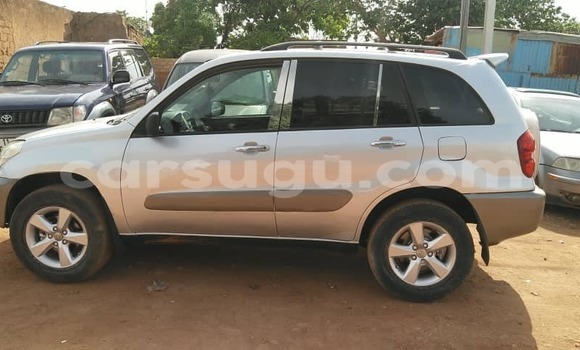 Acheter Occasion Voiture Toyota RAV4 Gris à Ouagadougou, Burkina-Faso Acheter Occasion Voiture Toyota RAV4 Gris à Ouagadougou, Burkina-Faso