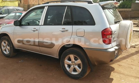 Acheter Occasion Voiture Toyota RAV4 Gris à Ouagadougou, Burkina-Faso Acheter Occasion Voiture Toyota RAV4 Gris à Ouagadougou, Burkina-Faso