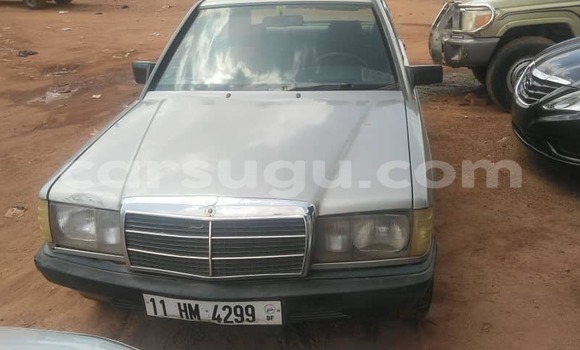 Acheter Occasion Voiture Mercedes-Benz 190–Series Gris à Ouagadougou, Burkina-Faso Acheter Occasion Voiture Mercedes-Benz 190–Series Gris à Ouagadougou, Burkina-Faso
