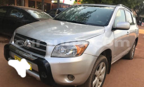 Acheter Occasion Voiture Toyota RAV4 Gris à Ouagadougou, Burkina-Faso Acheter Occasion Voiture Toyota RAV4 Gris à Ouagadougou, Burkina-Faso