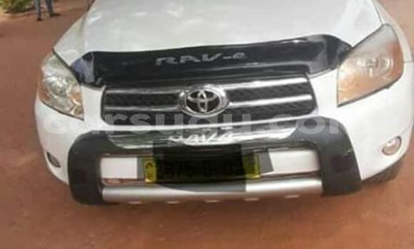 Acheter Occasion Voiture Toyota RAV4 Blanc à Ouagadougou, Burkina-Faso Acheter Occasion Voiture Toyota RAV4 Blanc à Ouagadougou, Burkina-Faso