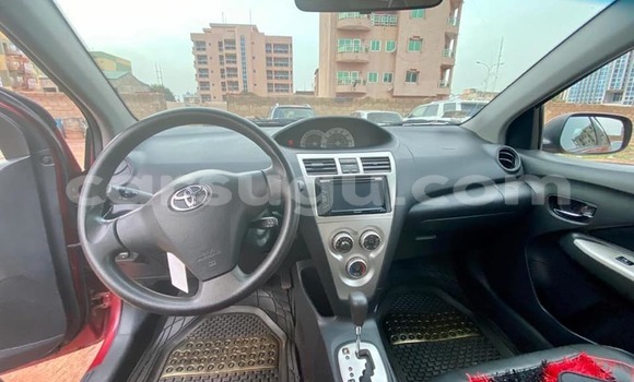 Acheter Occasion Voiture Toyota Belta Rouge à Ouagadougou, Burkina-Faso Acheter Occasion Voiture Toyota Belta Rouge à Ouagadougou, Burkina-Faso