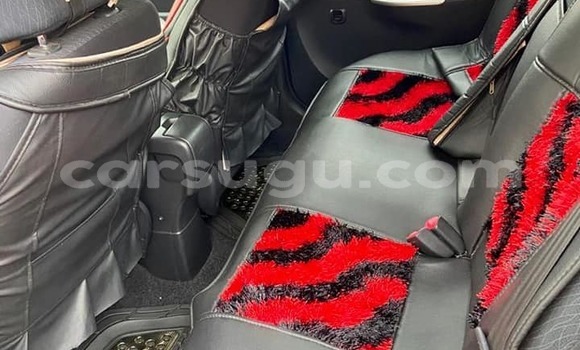 Acheter Occasion Voiture Toyota Belta Rouge à Ouagadougou, Burkina-Faso Acheter Occasion Voiture Toyota Belta Rouge à Ouagadougou, Burkina-Faso