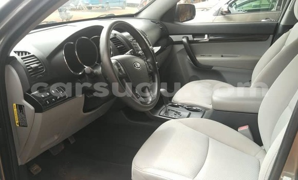 Acheter Occasion Voiture Kia Sorento Gris à Ouagadougou, Burkina-Faso Acheter Occasion Voiture Kia Sorento Gris à Ouagadougou, Burkina-Faso