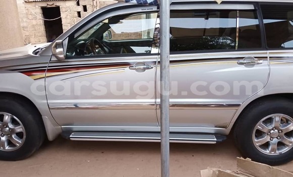 Acheter Occasion Voiture Toyota Highlander Gris à Ouagadougou, Burkina-Faso