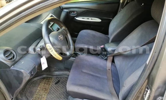 Acheter Occasion Voiture Toyota Belta Bleu à Ouagadougou, Burkina-Faso Acheter Occasion Voiture Toyota Belta Bleu à Ouagadougou, Burkina-Faso