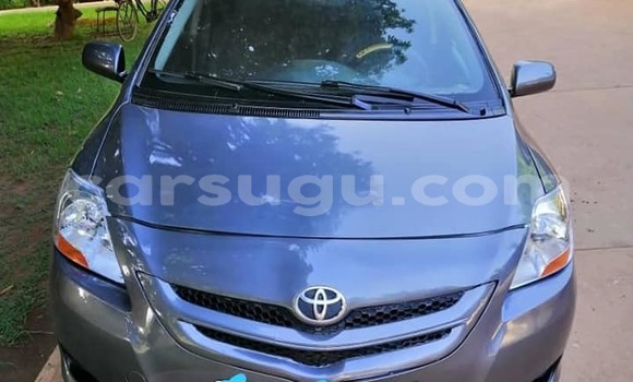 Acheter Occasion Voiture Toyota Belta Bleu à Ouagadougou, Burkina-Faso Acheter Occasion Voiture Toyota Belta Bleu à Ouagadougou, Burkina-Faso