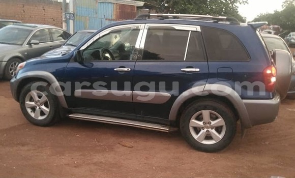 Acheter Occasion Voiture Toyota RAV4 Bleu à Ouagadougou, Burkina-Faso Acheter Occasion Voiture Toyota RAV4 Bleu à Ouagadougou, Burkina-Faso