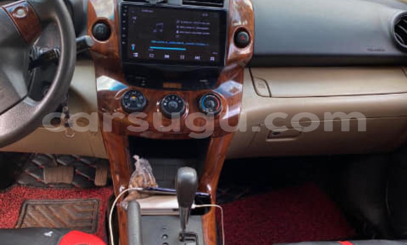 Acheter Occasion Voiture Toyota RAV4 Noir à Ouagadougou, Burkina-Faso Acheter Occasion Voiture Toyota RAV4 Noir à Ouagadougou, Burkina-Faso