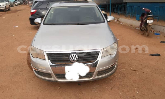 Acheter Occasion Voiture Volkswagen Passat Gris à Ouagadougou, Burkina-Faso Acheter Occasion Voiture Volkswagen Passat Gris à Ouagadougou, Burkina-Faso