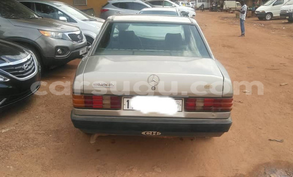 Buy Used Mercedes-Benz 190 Silver Car in Ouagadougou in Burkina Faso Buy Used Mercedes-Benz 190 Silver Car in Ouagadougou in Burkina Faso