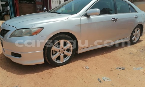 Buy Used Toyota Camry Silver Car in Ouagadougou in Burkina Faso Buy Used Toyota Camry Silver Car in Ouagadougou in Burkina Faso