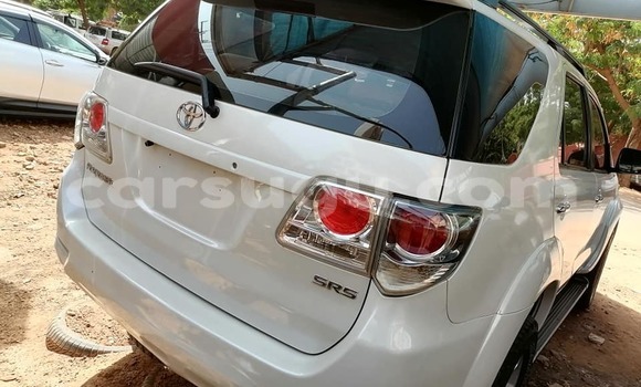 Buy Used Toyota 4Runner White Car in Ouagadougou in Burkina Faso Buy Used Toyota 4Runner White Car in Ouagadougou in Burkina Faso