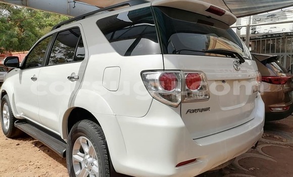 Buy Used Toyota 4Runner White Car in Ouagadougou in Burkina Faso Buy Used Toyota 4Runner White Car in Ouagadougou in Burkina Faso