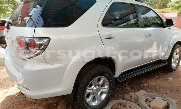 Buy Used Toyota 4Runner White Car in Ouagadougou in Burkina Faso Buy Used Toyota 4Runner White Car in Ouagadougou in Burkina Faso