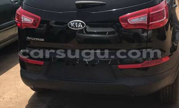 Acheter Neuf Voiture Kia Carens Noir à Ouagadougou, Burkina-Faso Acheter Neuf Voiture Kia Carens Noir à Ouagadougou, Burkina-Faso