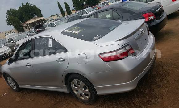 Sayi Sabo Toyota Camry Azurfa Mota in Ouagadougou a Burkina Faso Sayi Sabo Toyota Camry Azurfa Mota in Ouagadougou a Burkina Faso