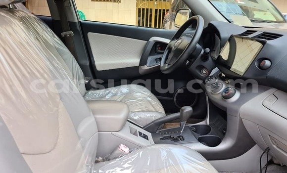 Acheter Occasion Voiture Toyota RAV4 Gris à Ouagadougou, Burkina-Faso Acheter Occasion Voiture Toyota RAV4 Gris à Ouagadougou, Burkina-Faso