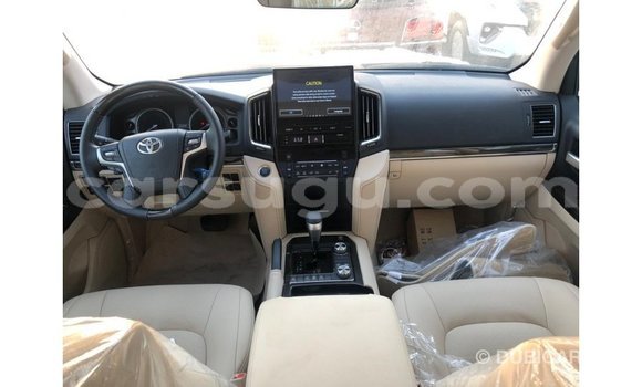 Sayi Imported Toyota Land Cruiser Black Mota in Import - Dubai a Burkina Faso Sayi Imported Toyota Land Cruiser Black Mota in Import - Dubai a Burkina Faso