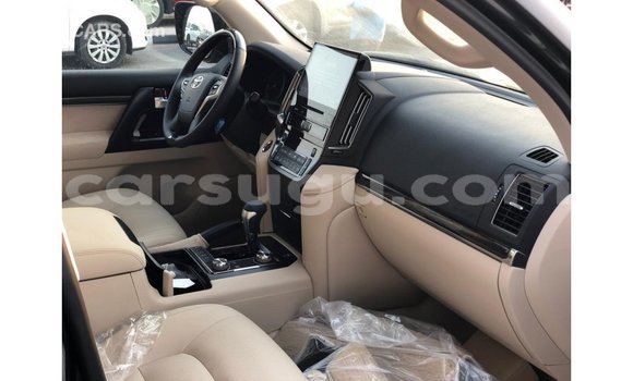 Sayi Imported Toyota Land Cruiser Black Mota in Import - Dubai a Burkina Faso Sayi Imported Toyota Land Cruiser Black Mota in Import - Dubai a Burkina Faso