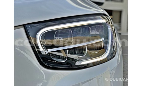 Acheter Import Voiture Mercedes-Benz GLC Blanc à Import - Dubai, Burkina-Faso Acheter Import Voiture Mercedes-Benz GLC Blanc à Import - Dubai, Burkina-Faso
