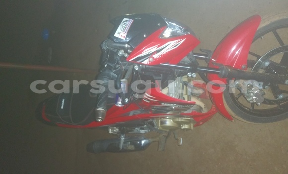 Acheter Occasion Moto Suzuki 750 Bleu à Ouagadougou au Burkina-Faso Acheter Occasion Moto Suzuki 750 Bleu à Ouagadougou au Burkina-Faso