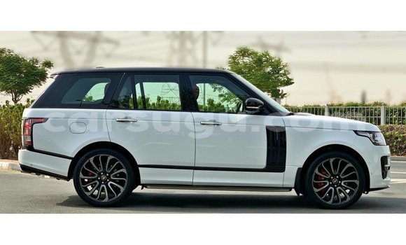 Acheter Import Voiture Land Rover Range Rover Blanc à Import - Dubai, Burkina-Faso Acheter Import Voiture Land Rover Range Rover Blanc à Import - Dubai, Burkina-Faso