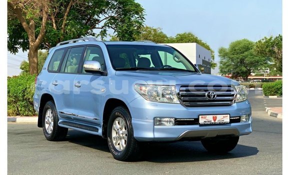 Sayi Imported Toyota Land Cruiser Blue Mota in Import - Dubai a Burkina Faso