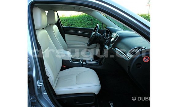 Sayi Imported Chrysler 300 Sauran Mota in Import - Dubai a Burkina Faso Sayi Imported Chrysler 300 Sauran Mota in Import - Dubai a Burkina Faso